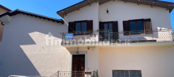 5 bedrooms House in Cerreto di Spoleto, Italy No. 161145 2