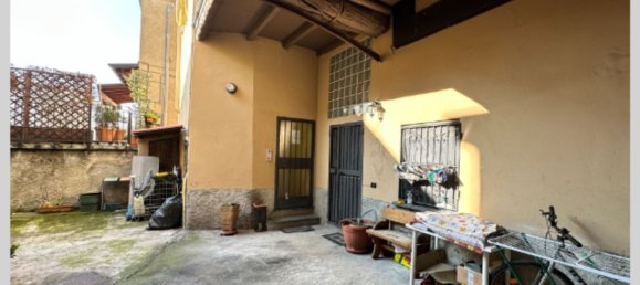 3 rooms Apartment in Veduggio con Colzano, Italy No. 272839 34