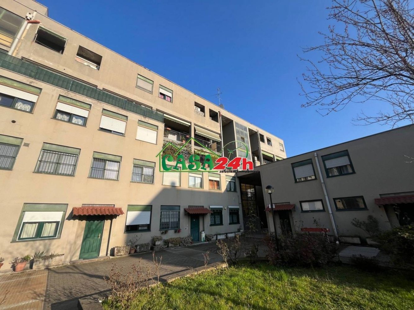 2 bedrooms Apartment in Bollate, Italy No. 10866