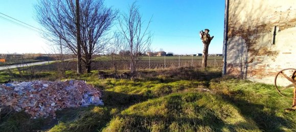 5 rooms House in Poviglio, Italy No. 151190 4