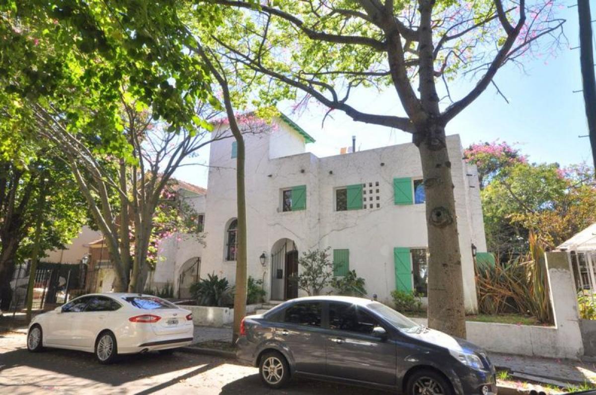 4 bedrooms House in Vicente Lopez, Argentina No. 54452