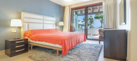 2 bedrooms Townhouse in Benahavis, Spain No. 138089 20