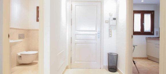 2 bedrooms Townhouse in Benahavis, Spain No. 138089 12