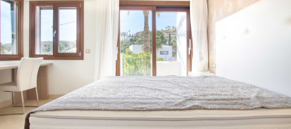2 bedrooms Townhouse in Benahavis, Spain No. 138089 17