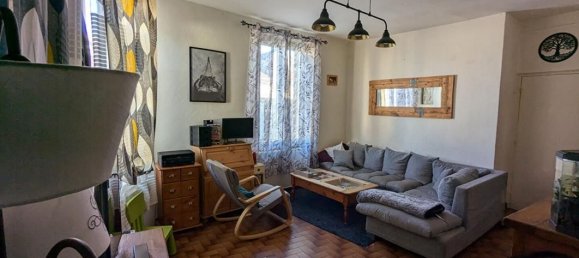 Casa de 6 dormitorios en La Loupe, France No. 250333 2