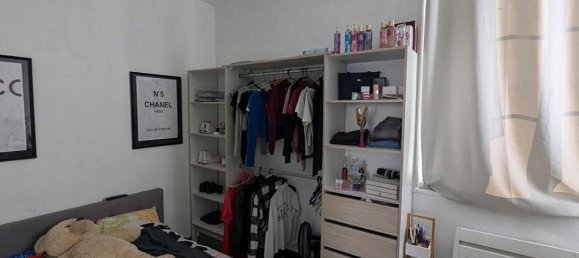 Casa de 6 dormitorios en La Loupe, France No. 250333 5