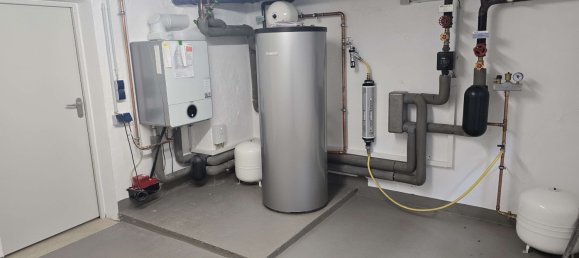 Здание с 21 комнатой в Ойскирхен, Германия № 56601 20