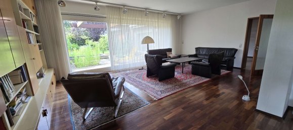 Здание с 21 комнатой в Ойскирхен, Германия № 56601 21