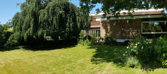 Здание с 21 комнатой в Ойскирхен, Германия № 56601 23