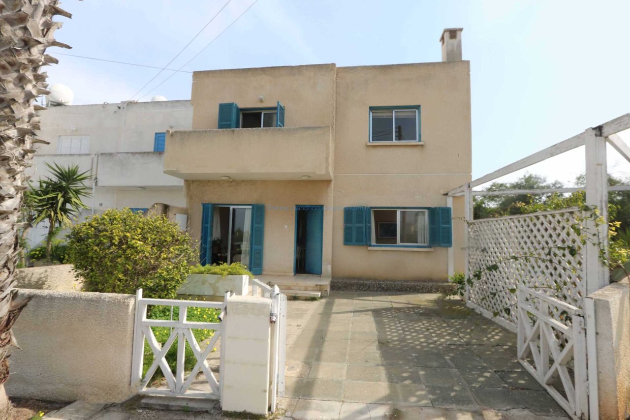 4 Schlafzimmer Haus in Paralimni, Cyprus, Nr. 23860