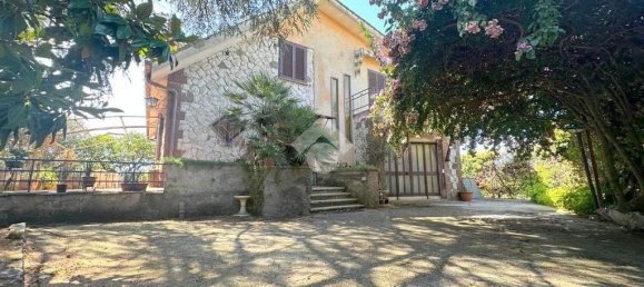 Вилла с 3 спальнями в Веллетри, Италия № 316270 2