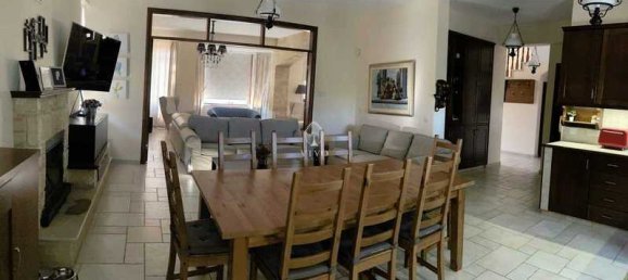 4 bedrooms Villa in Episkopi, Cyprus No. 19176 7