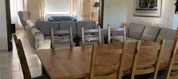 4 bedrooms Villa in Episkopi, Cyprus No. 19176 9