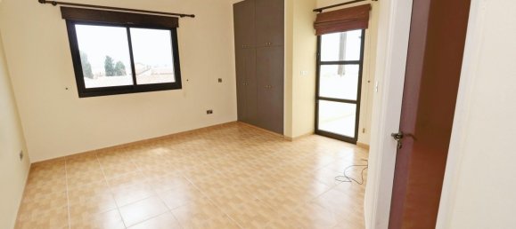 Apartamento de 3 dormitorios en Paphos, Cyprus No. 23014 17
