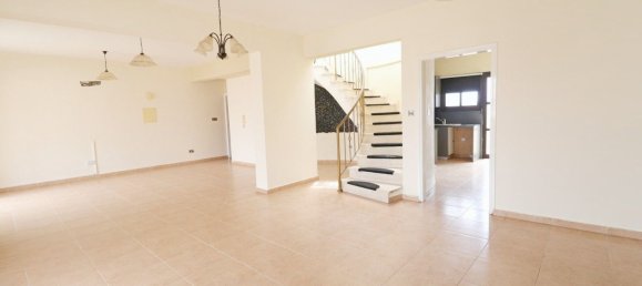 Apartamento de 3 dormitorios en Paphos, Cyprus No. 23014 4