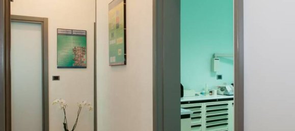 97m² Office in Pordenone, Italy No. 92350 7