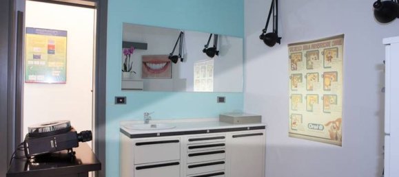 97m² Office in Pordenone, Italy No. 92350 10