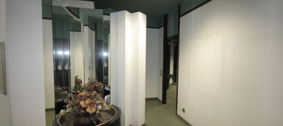 Apartamento de 3 dormitorios en Milan, Italy No. 364272 2