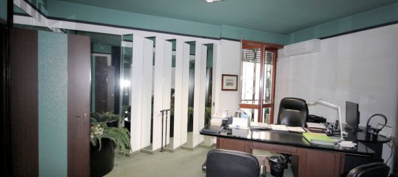 Apartamento de 3 dormitorios en Milan, Italy No. 364272 10