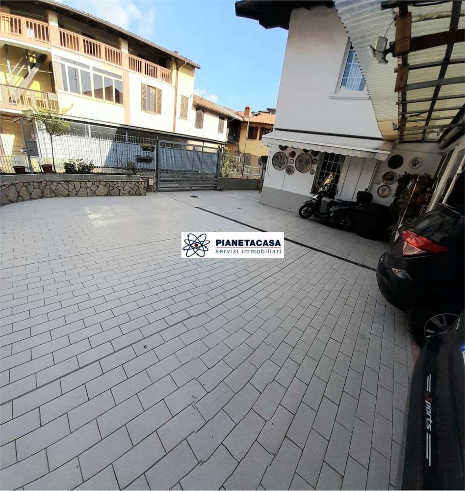 4-Zimmer Villa in Azzano San Paolo, Italy, Nr. 15221