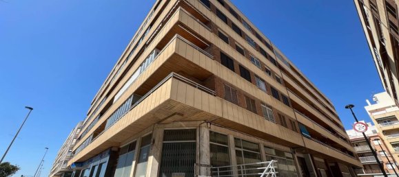 3 Schlafzimmer Wohnung in Torrevieja, Spain, Nr. 188649 32