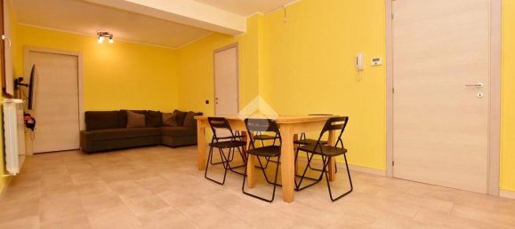 3-salle Appartement à Vignate, Italy No. 72049 28