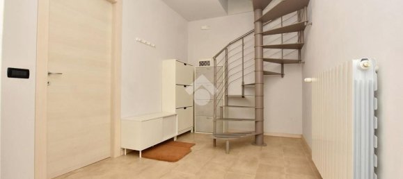 3-salle Appartement à Vignate, Italy No. 72049 26