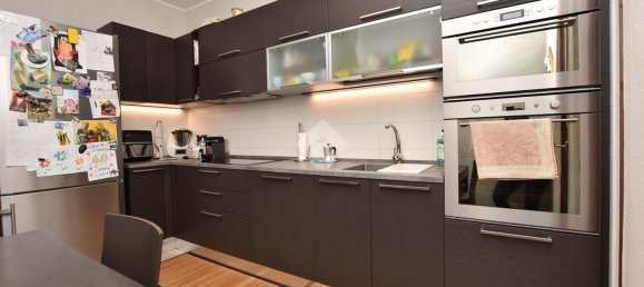 3-salle Appartement à Vignate, Italy No. 72049 12