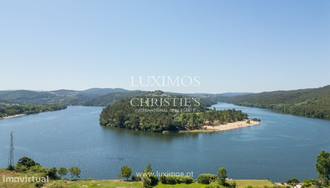 Terreno en Gondomar, Portugal 1272 m² No. 133777