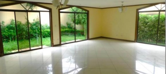 4 bedrooms House in Curridabat, Costa Rica No. 655 5