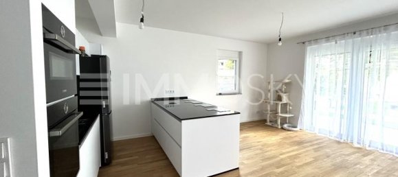 2 rooms Apartment in Tegel, Germany No. 79700 3