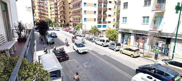 3 chambres Appartement à Naples, Italy No. 318086 12