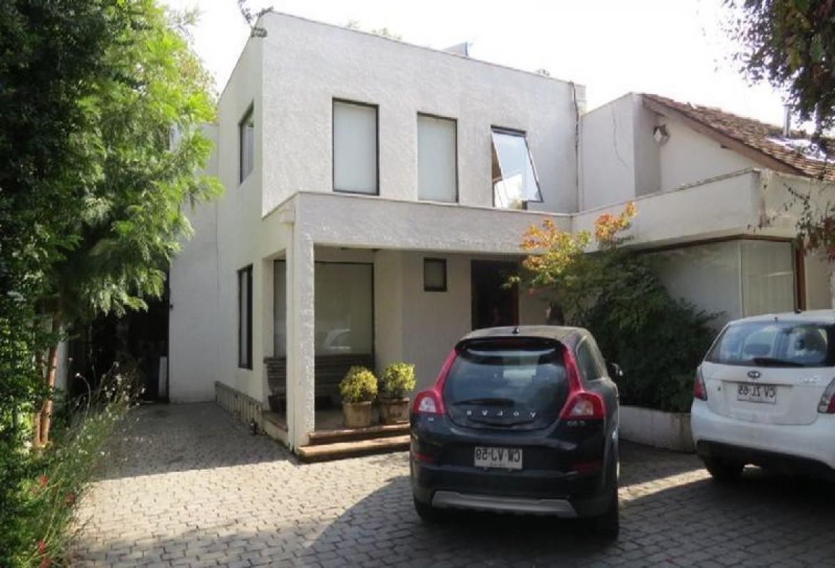 5 bedrooms House in Santiago, Chile No. 4119