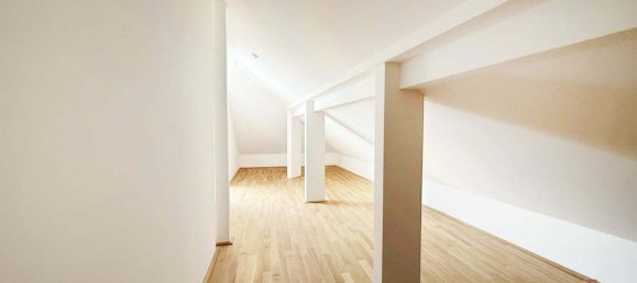 Квартира с 3 комнатами в Инсбрук-Штадт, Австрия № 136803 18