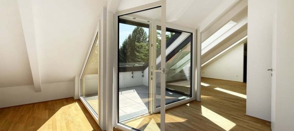 Квартира с 3 комнатами в Инсбрук-Штадт, Австрия № 136803 16