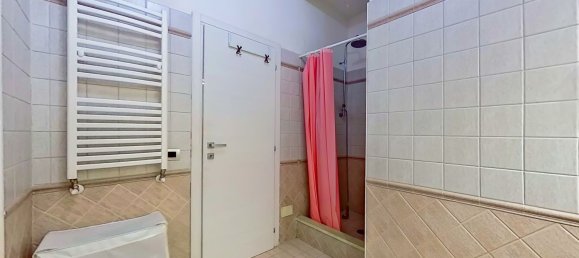 2 rooms Apartment in Rome, Italy No. 190643 22