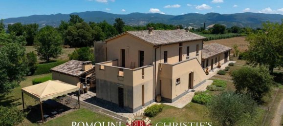 33 غرف نوم فيلا في Baschi, Italy رقم 121829 23