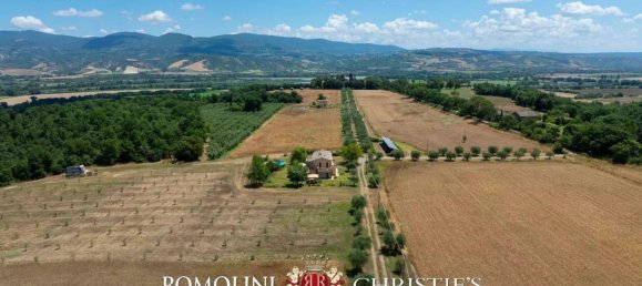 33 غرف نوم فيلا في Baschi, Italy رقم 121829 25