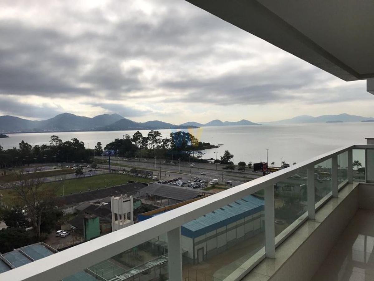 3 bedrooms Apartment in Florianopolis, Brazil No. 457675