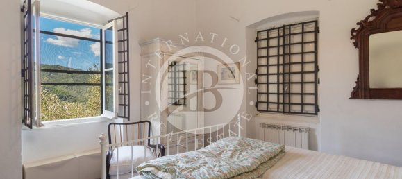 3 bedrooms Villa in Avegno, Italy No. 289434 13