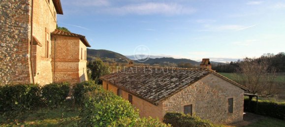 16 bedrooms Castles in Corciano, Italy No. 55856 24