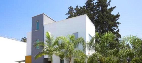 3 bedrooms Villa in Limassol, Cyprus No. 25467 6