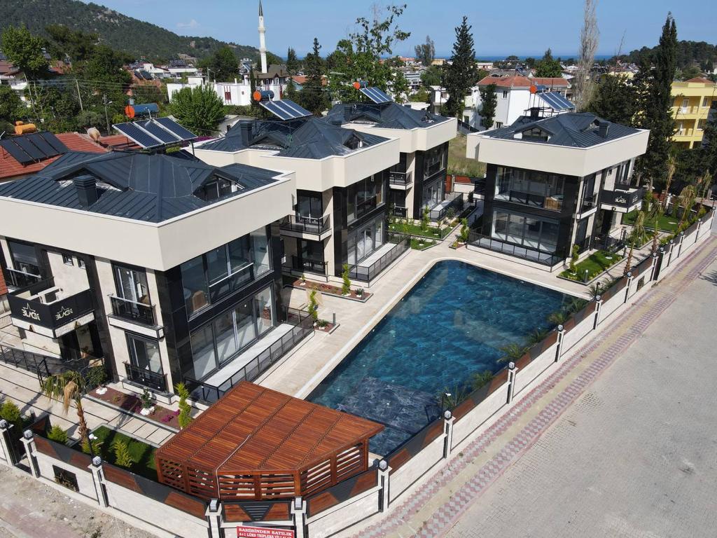 Villa 4+1 à Kemer, Turkey No. 21613