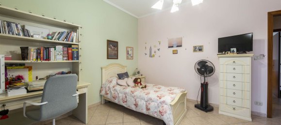 3 bedrooms Apartment in Belpasso, Italy No. 105523 28