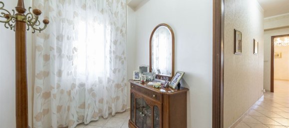 3 bedrooms Apartment in Belpasso, Italy No. 105523 11