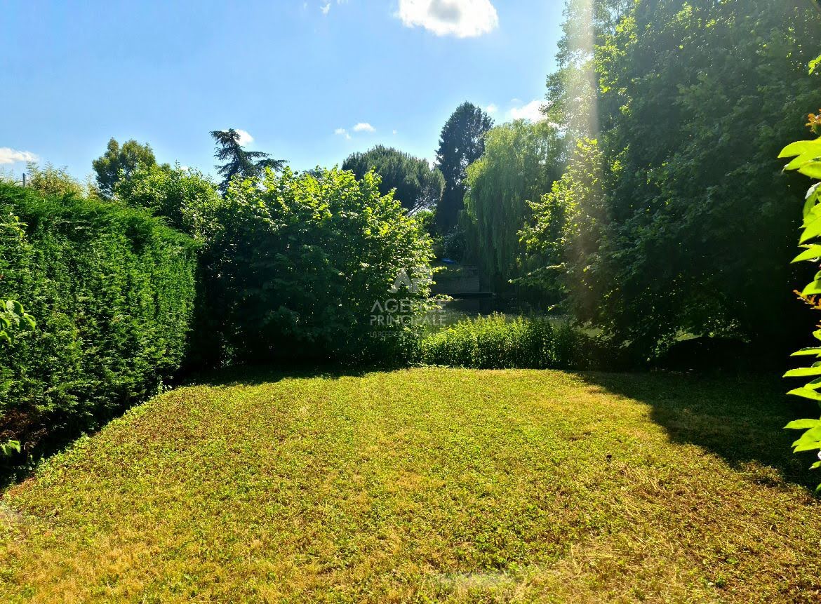  قطعة أرض في Vaux-sur-Seine, France 1000متر مربع رقم 296402