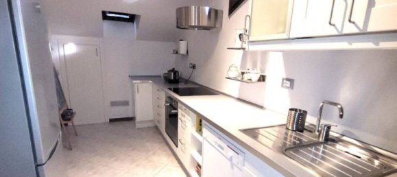 4 Schlafzimmer Wohnung in Poggio a Caiano, Italy, Nr. 321081 39