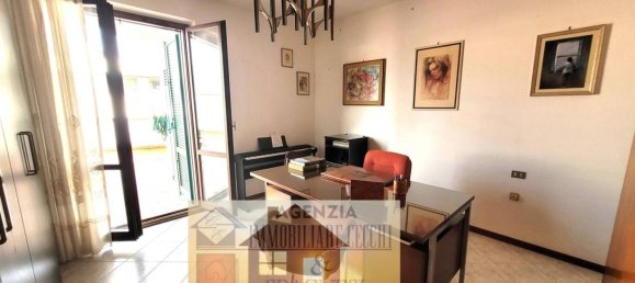 4 Schlafzimmer Wohnung in Poggio a Caiano, Italy, Nr. 321081 24