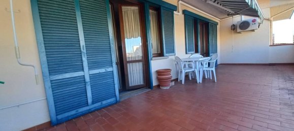 4 Schlafzimmer Wohnung in Poggio a Caiano, Italy, Nr. 321081 4