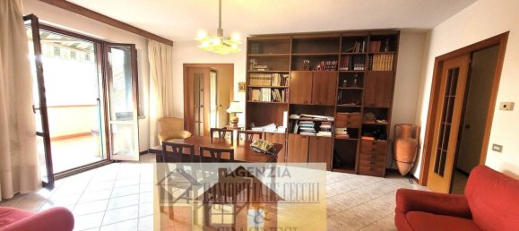 4 Schlafzimmer Wohnung in Poggio a Caiano, Italy, Nr. 321081 10